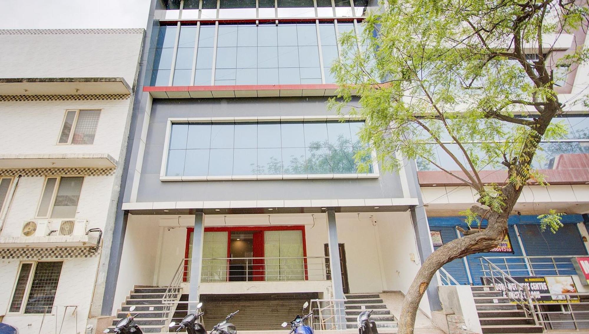 Townhouse Townhouse Atal Chowk Indirapuram Ghaziabád Exteriér fotografie