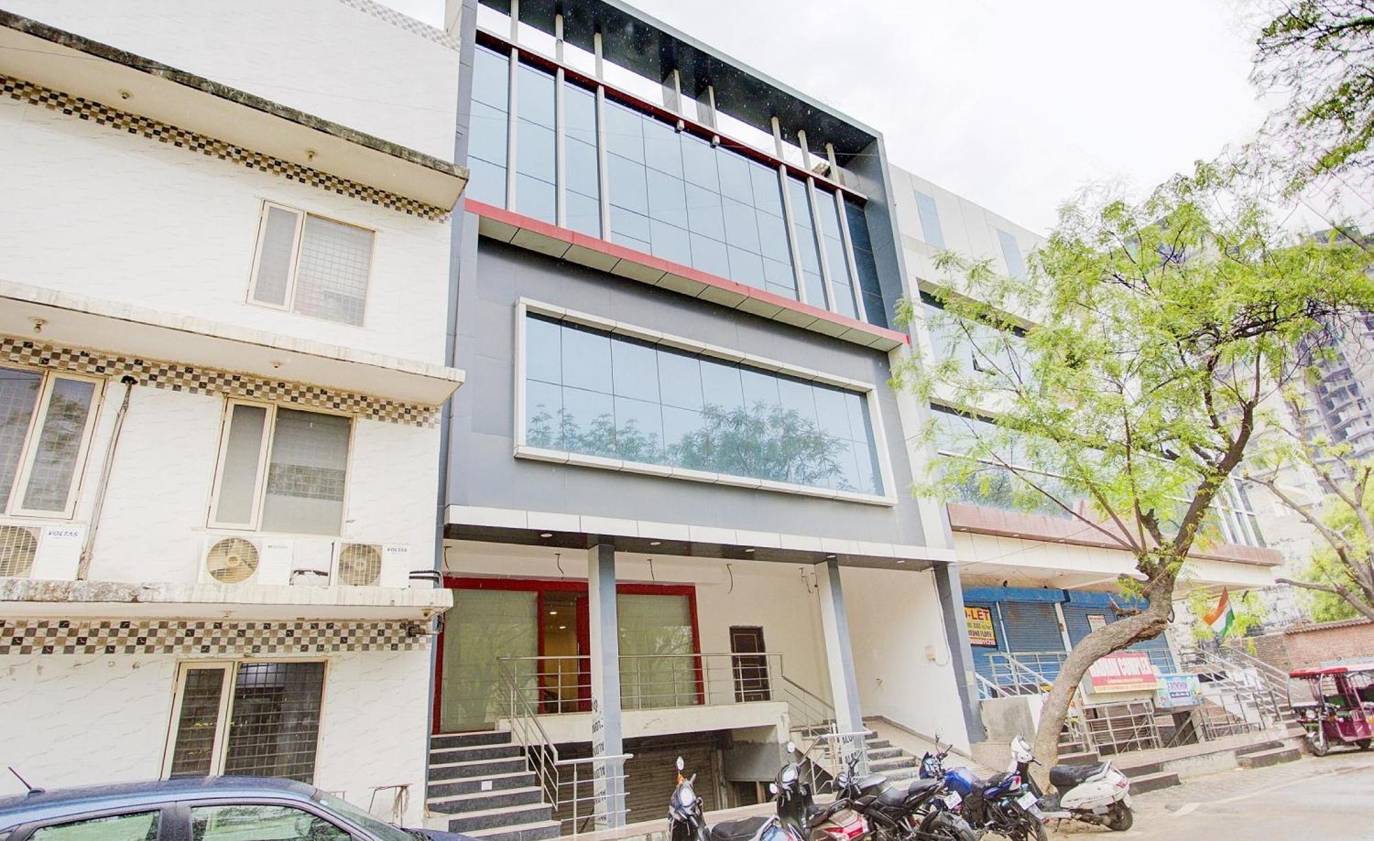 Townhouse Townhouse Atal Chowk Indirapuram Ghaziabád Exteriér fotografie